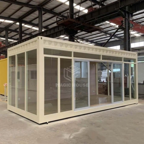 Stikla konteineru kiosks